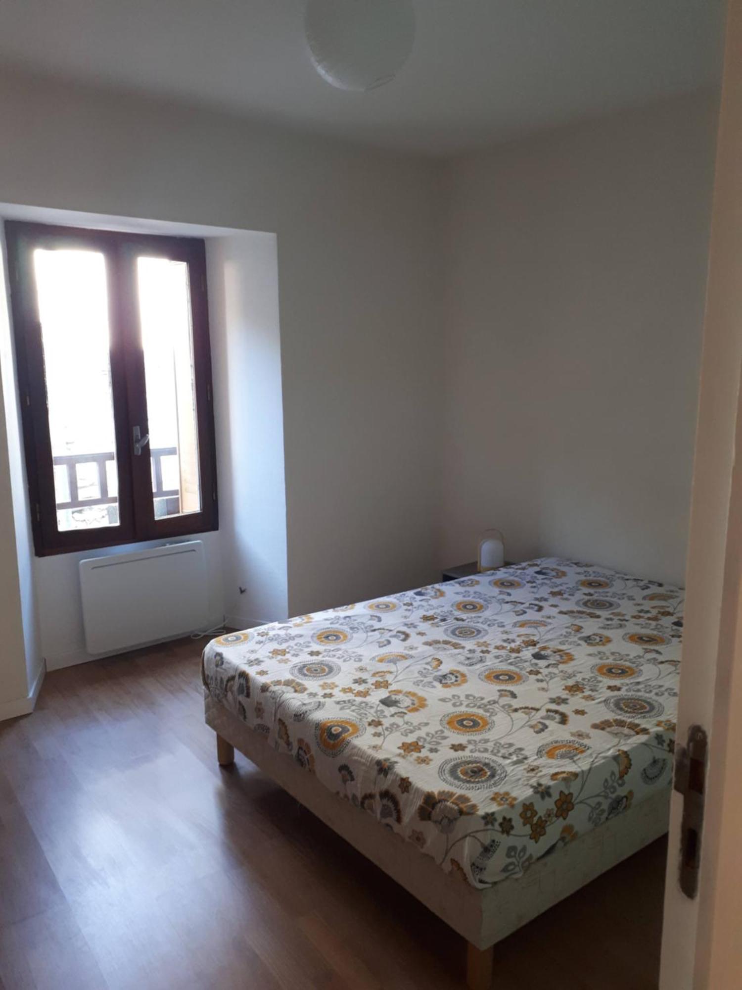 Le Pouvoir Des Fleurs, De 2 A 4 Personnes Crots Exterior photo